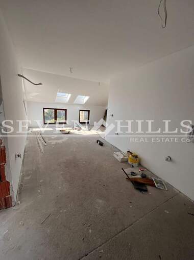 Vânzare - Apartament în Mladejki hălm,  Plovdiv