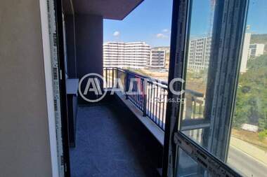 For sale - Apartment in Vazrajdane 1,  Varna