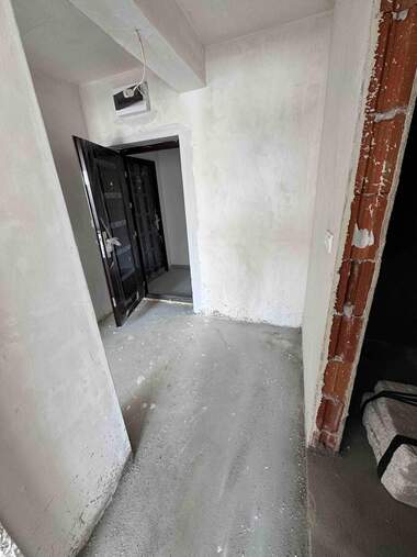 Vânzare - Apartament în Iujen,  Plovdiv