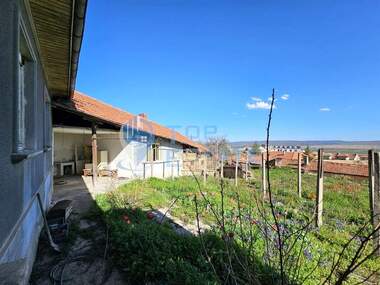 For sale - House in Suhindol,  Veliko Tarnovo