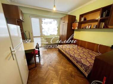 Închiriere - Apartament în Dobrudjanski,  Șumen