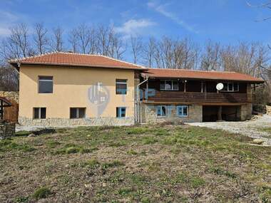 Продажба - Къща в Горна Липница,  Велико Търново