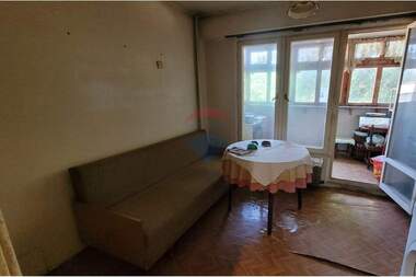Продажба - Апартамент в Родина 1,  Русе