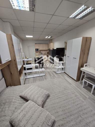 Vânzare - Apartament în Tri ceuceura-sever,  Stara Zagora