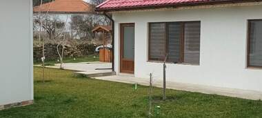 Vânzare - Casă în Ezereț,  Dobrice