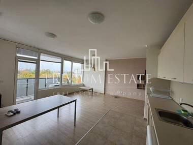 Продажба - Апартамент в Кършияка,  Пловдив