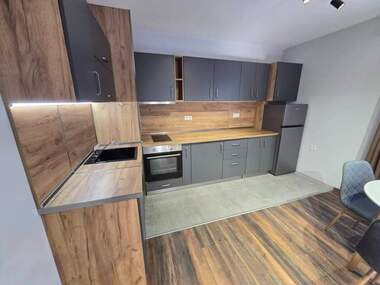 Miete - Wohnung in Mladejki halm,  Plowdiw
