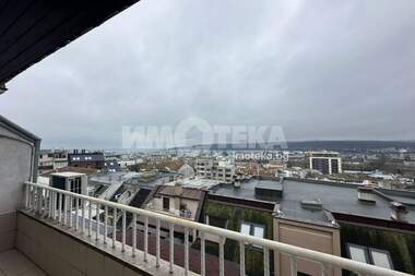 Продажба - Апартамент в Операта,  Варна