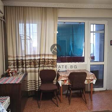 Продажба - Апартамент в Изгрев,  Пловдив