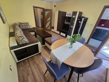 Miete - Wohnung in Wazrajdane,  Burgas
