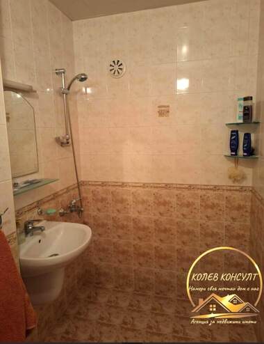 Продажба - Апартамент в Дружба 1,  Хасково