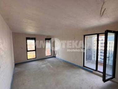 Închiriere - Apartament în Kamenița 2,  Plovdiv