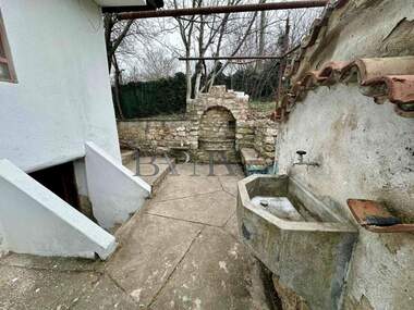 Продажба - Къща в Куманово,  Варна