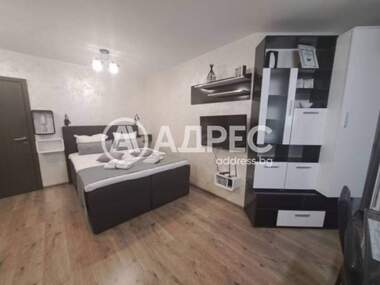 Miete - Wohnung in Lazur,  Burgas