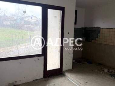 For sale - House in Bankia,  Sofia