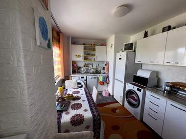 For sale - Apartment in Varosh,  Razgrad