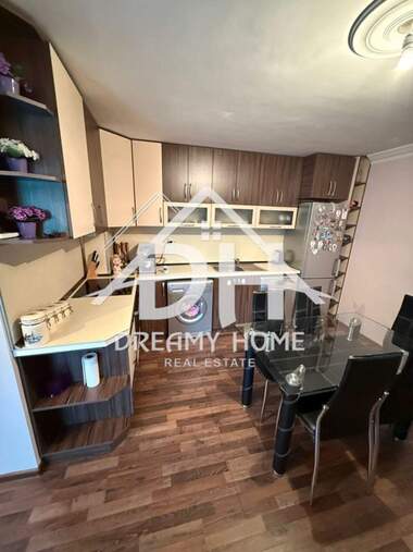 Satış - Apartman olarak Momçilgrad,  Karcali