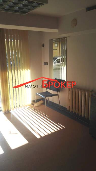 Satış - Diş ofisi/Ofis/Dükkan/Güzellik salonu olarak Centar,  Sliven