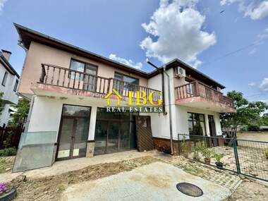 For sale - House in Poroy,  Burgas