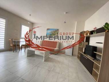 For rent - Apartment in Briz,  Varna