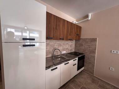 Miete - Wohnung in Bratia Miladinowi,  Burgas