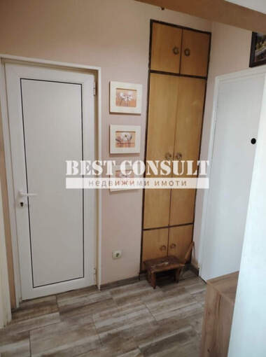 Închiriere - Apartament în Zdraveț,  Ruse