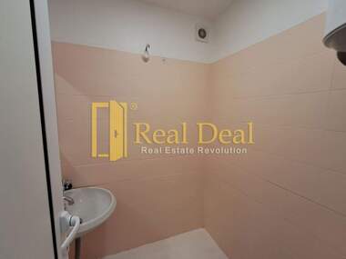 Închiriere - Apartament în Lozeneț,  Sofia