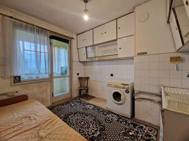 Продажба - Апартамент в Здравец,  Русе
