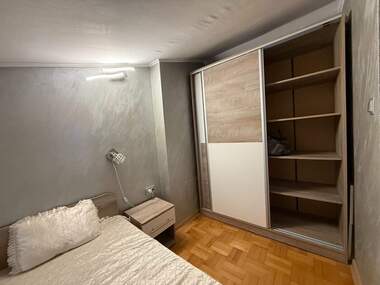 Miete - Wohnung in Wazrajdane,  Burgas