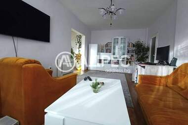 Verkauf - Wohnung in Dame Gruew,  Sliwen