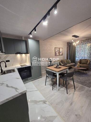 Продажба - Апартамент в Кършияка,  Пловдив