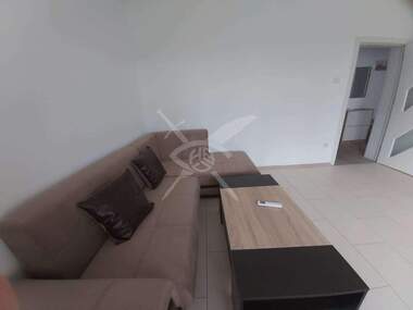 Miete - Wohnung in Mladejki halm,  Plowdiw