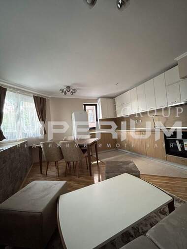 Închiriere - Apartament în Liatno kino Trakia,  Varna
