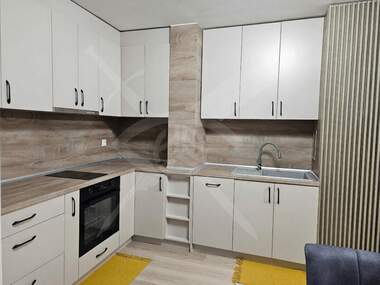 Închiriere - Apartament în Țentăr,  Burgas