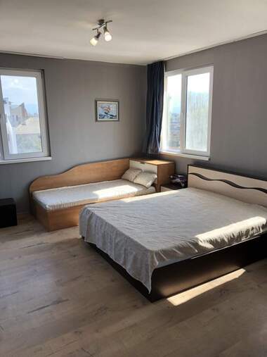 Închiriere - Apartament în Sădiîski,  Plovdiv
