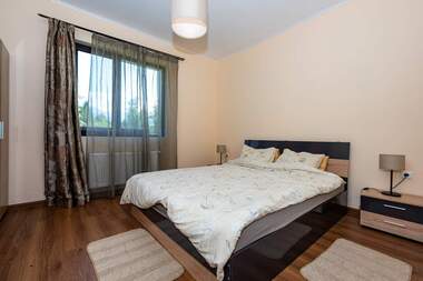 Vânzare - Hotel în Aprilți,  Lovece