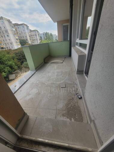 Продажба - Апартамент в Южен,  Пловдив
