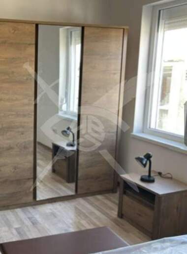 Închiriere - Apartament în Hisaria,  Plovdiv