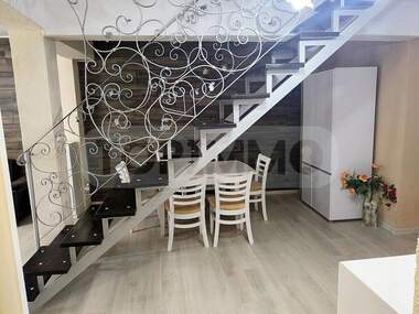 Vânzare - Apartament în Kolhozen pazar,  Varna