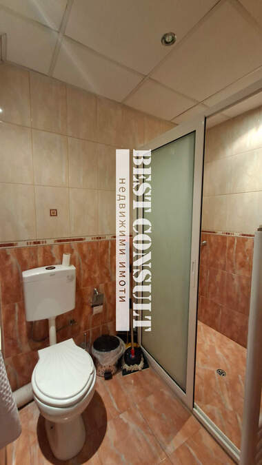 Închiriere - Apartament în Center,  Ruse