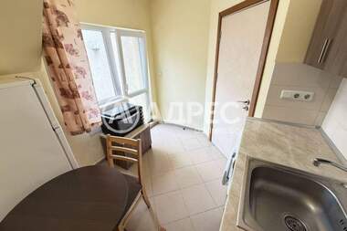 Kira - Apartman olarak Pogrebi,  Varna