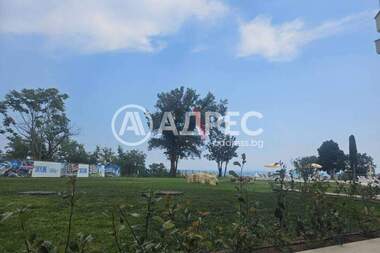 For sale - Apartment in k.k. Chayka,  Varna