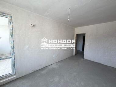 Продажба - Апартамент в Кючук Париж,  Пловдив