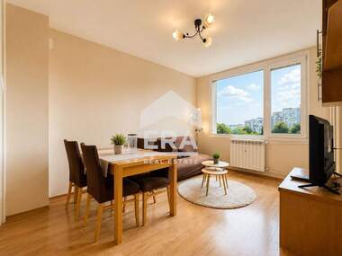 Închiriere - Apartament în Slatina,  Sofia