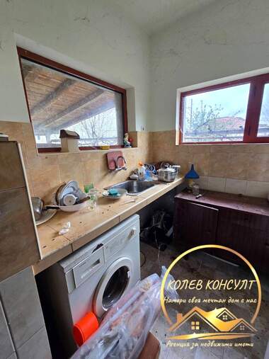 Πώληση - Σπίτι σε Караджалово,  Пловдив