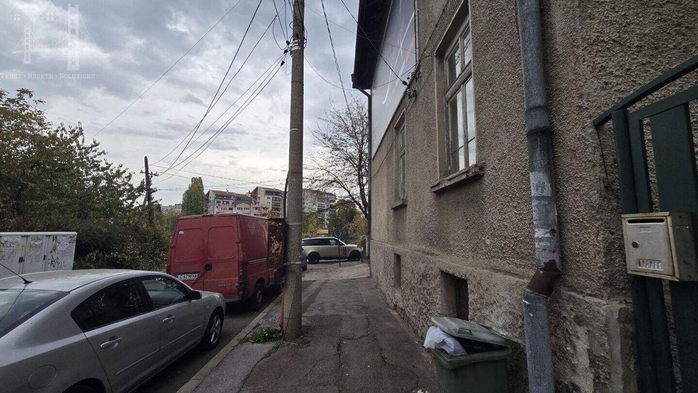 Къща в Павлово, София – снимка 3