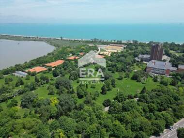 For sale - Apartment in Lazur,  Burgas
