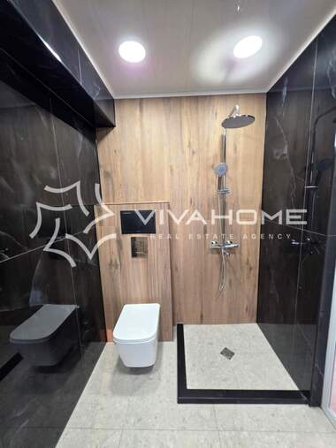 For sale - Apartment in Avtogara,  Varna
