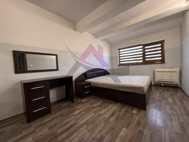 Închiriere - Apartament în Văzrajdane 1,  Varna