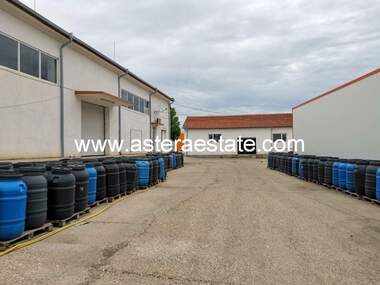Verkauf - Industriegebäude/Lagerhalle/Lager in Petritsch,  Blagoewgrad